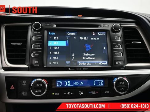 Used 2016 Toyota Highlander Limited AWD/4WD image 15
