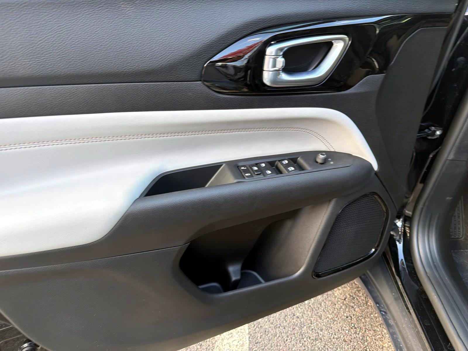 New 2026 Jeep Compass Limited AWD/4WD image 6