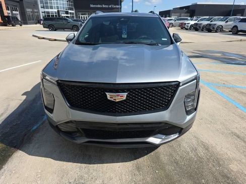 Certified 2024 Cadillac XT4 Sport w/ Technology Package AWD/4WD image 2