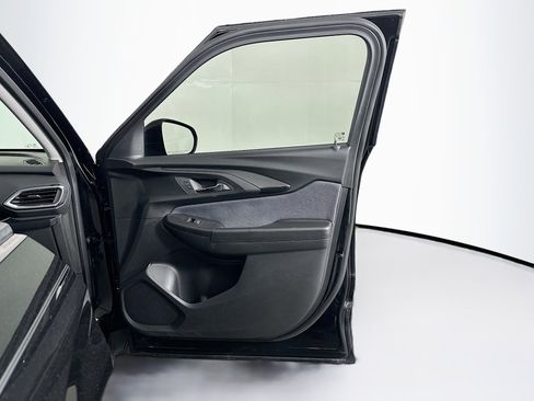 Used 2023 Chevrolet TrailBlazer LT image 30