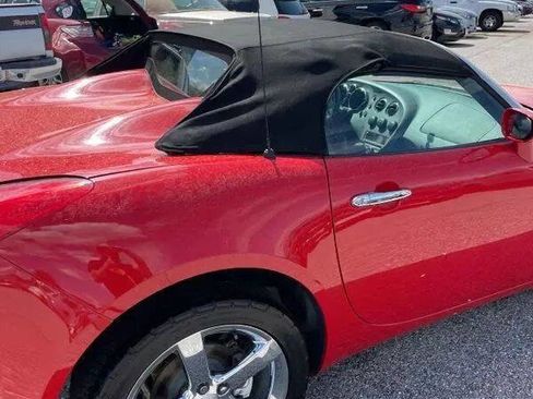 Used 2007 Pontiac Solstice GXP w/ Premium Package RWD image 9