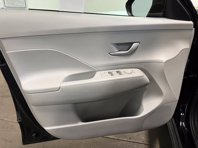 Used 2025 Hyundai Kona SEL FWD image 20
