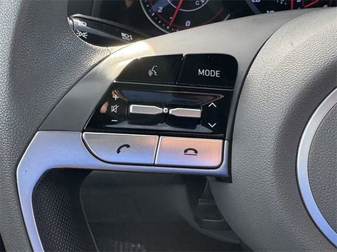 Used 2021 Hyundai Elantra SEL w/ Cargo Package image 15