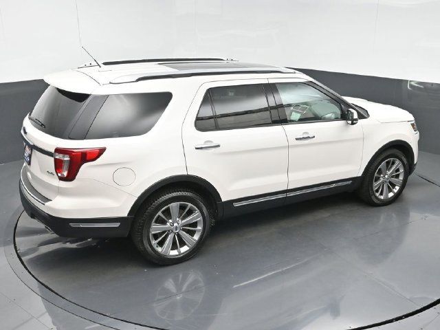 Used 2018 Ford Explorer Limited AWD/4WD image 32