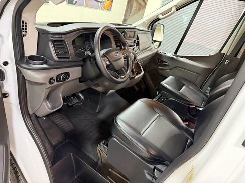 Used 2020 Ford Transit 150 Medium Roof RWD image 36