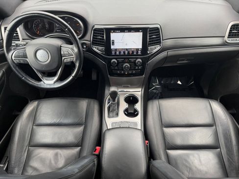 Used 2020 Jeep Grand Cherokee Limited image 17