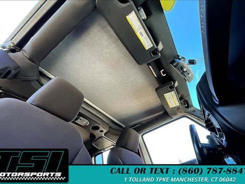Used 2015 Jeep Wrangler Unlimited Sport w/ Quick Order Package 24S AWD/4WD image 22