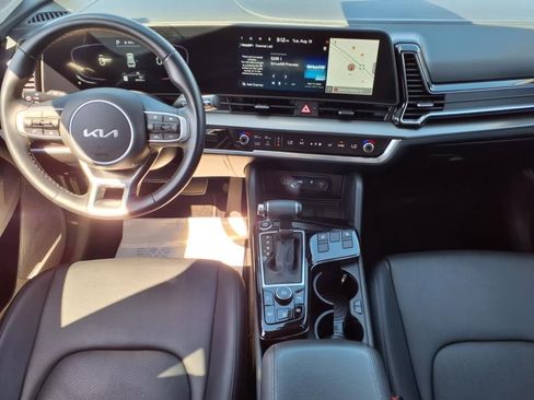 Certified 2023 Kia Sportage EX image 11