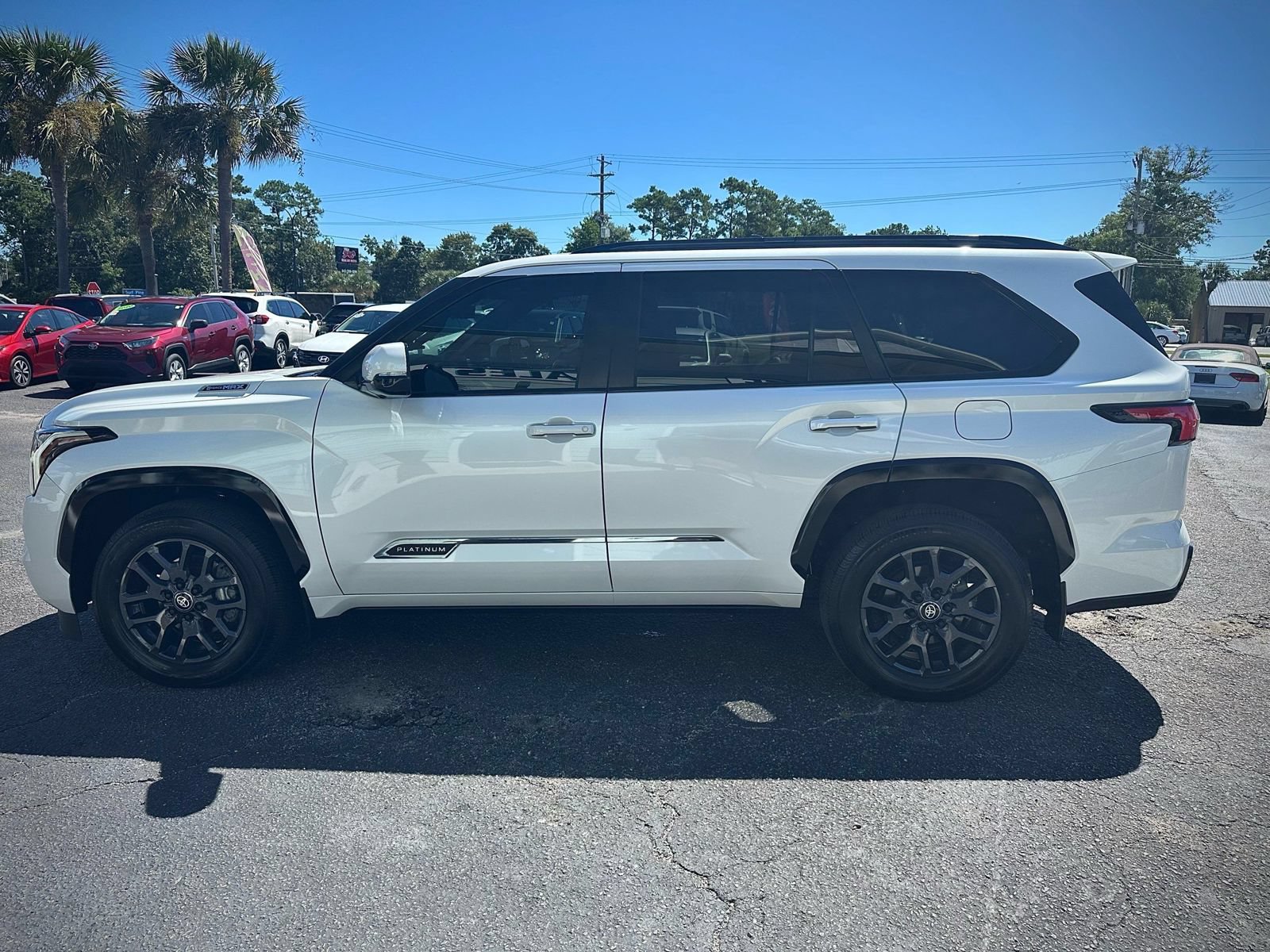 Used 2026 Toyota Sequoia Platinum AWD/4WD image 4