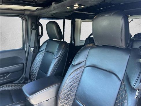 Used 2021 Jeep Wrangler Unlimited Sahara image 16