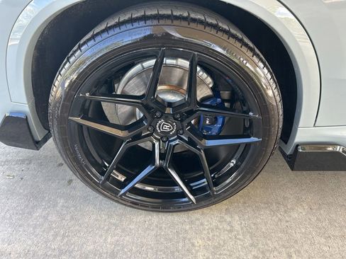 Used 2024 BMW X5 xDrive40i w/ M Sport Package image 24