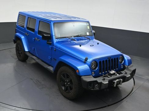 Used 2014 Jeep Wrangler Unlimited Sahara AWD/4WD image 21