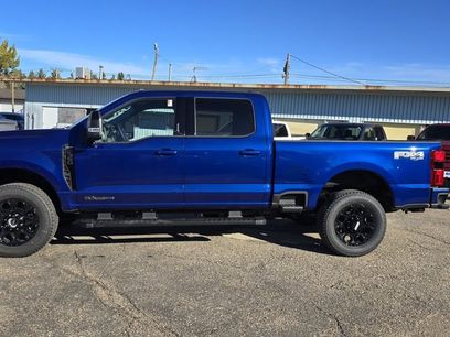 New 2026 Ford F350 Lariat w/ Black Appearance Package