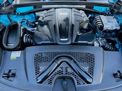 Used 2021 Porsche Macan S image 33