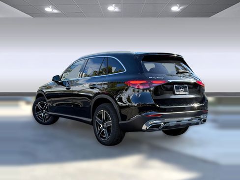 New 2026 Mercedes-Benz GLC 300 image 2
