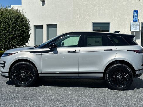 New 2026 Land Rover Range Rover Evoque Dynamic SE image 2