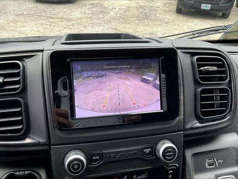 Used 2023 RAM ProMaster 2500 FWD image 12