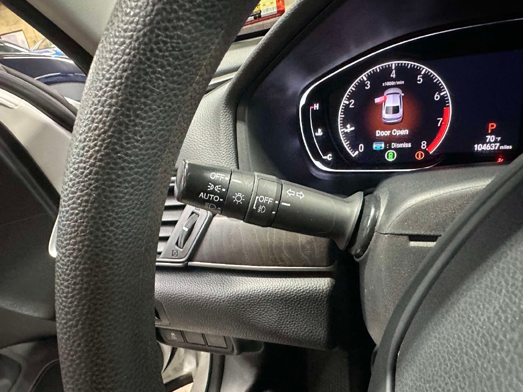 Used 2019 Honda Accord EX image 25