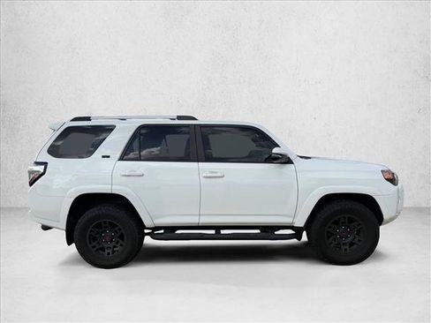Used 2023 Toyota 4Runner SR5 Premium w/ Moonroof Package AWD/4WD image 5