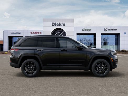 New 2025 Jeep Grand Cherokee Limited w/ Trailer Tow Package AWD/4WD image 21
