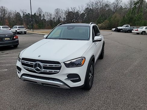 Used 2025 Mercedes-Benz GLE 350 4MATIC image 3