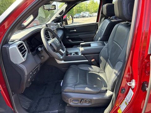 Used 2025 Toyota Tundra Platinum AWD/4WD image 14