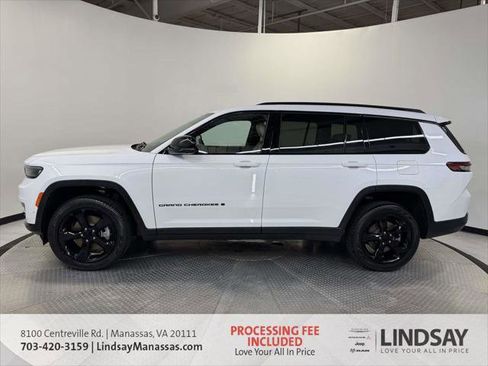 Certified 2025 Jeep Grand Cherokee L Limited w/ Luxury Tech Group II AWD/4WD image 6
