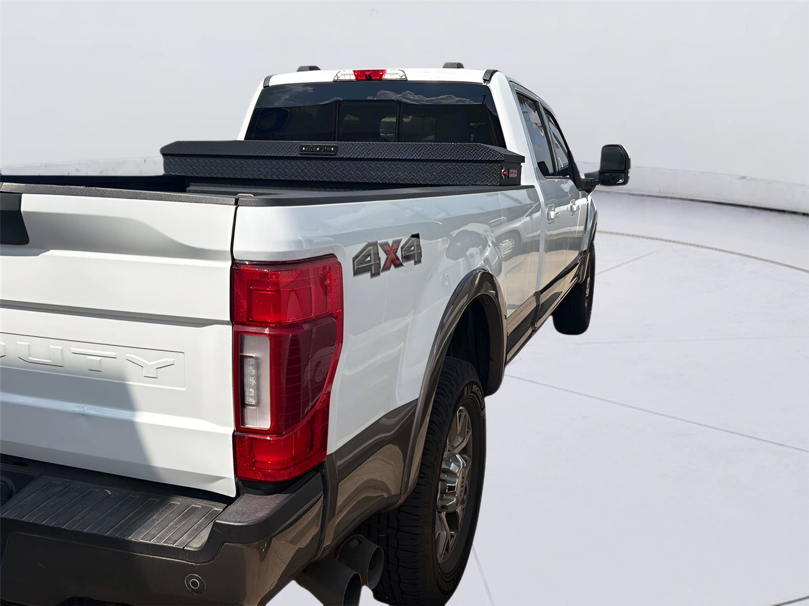 Used 2022 Ford F350 King Ranch w/ King Ranch Ultimate Package AWD/4WD image 6