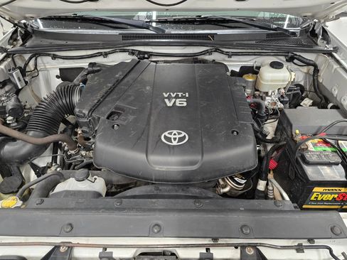 Used 2012 Toyota Tacoma 4x4 Double Cab w/ TRD Off-Road Pkg image 14