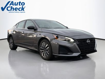 Used 2025 Nissan Altima 2.5 SV
