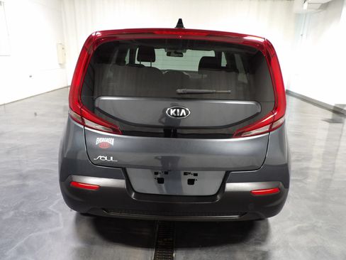 Used 2020 Kia Soul LX FWD image 5