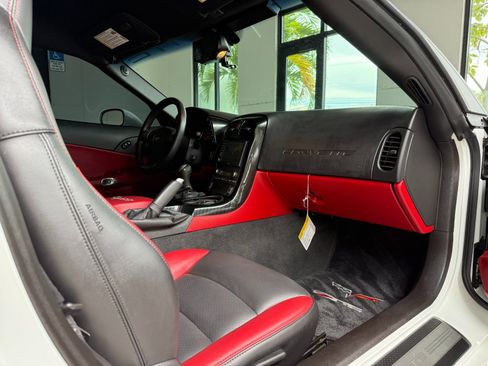 Used 2007 Chevrolet Corvette Z06 w/ Preferred Equipment Group RWD image 29