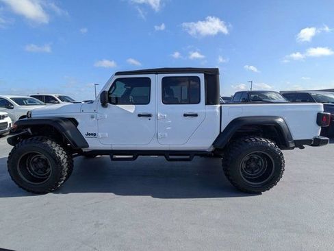 Used 2020 Jeep Gladiator Sport w/ Quick Order Package 24S AWD/4WD image 6