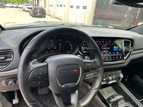 Used 2022 Dodge Durango R/T w/ Blacktop Package AWD/4WD image 9