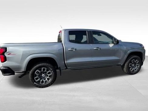 Certified 2024 Chevrolet Colorado Z71 w/ Z71 Convenience Package 2 AWD/4WD image 8