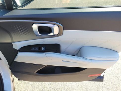 New 2026 Kia Sorento SX Prestige image 10