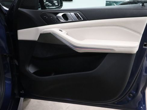 Used 2021 BMW X5 xDrive45e w/ M Sport Package image 24