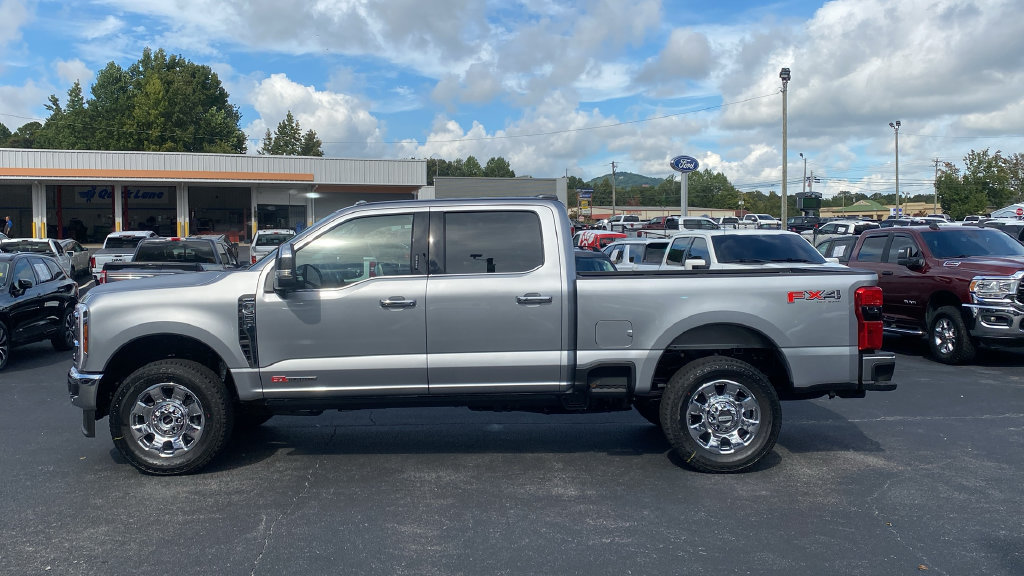 New 2027 Ford F350 Lariat w/ Lariat Premium Package AWD/4WD image 8