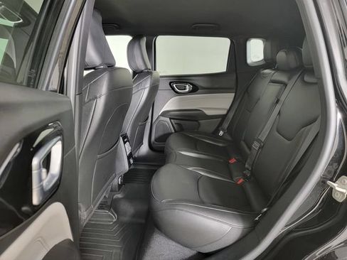 Used 2024 Jeep Compass Limited AWD/4WD image 15