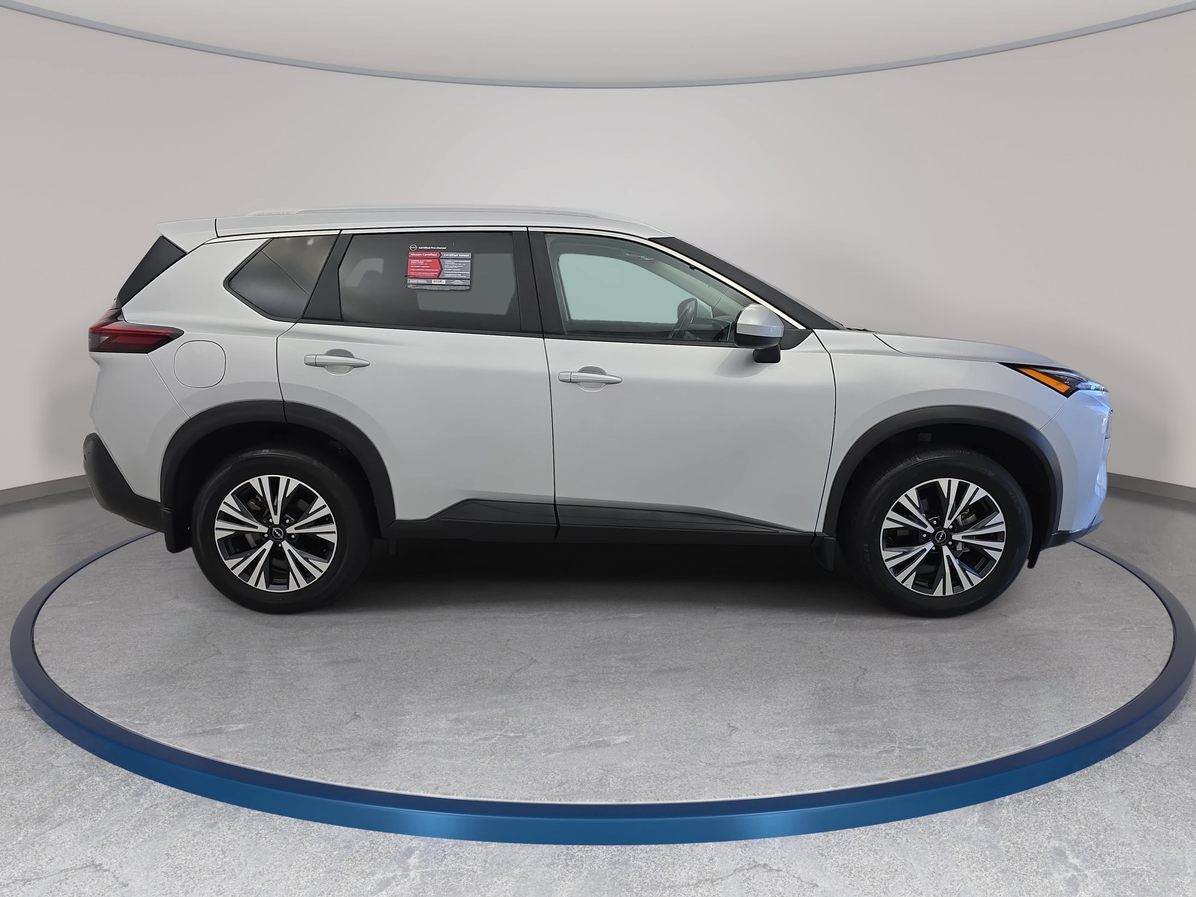 Certified 2023 Nissan Rogue SV w/ SV Premium B Package FWD image 4