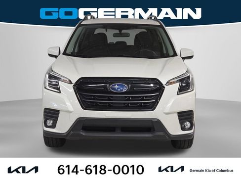 Used 2024 Subaru Forester Premium AWD/4WD image 3