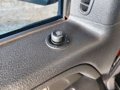 Used 2014 Ford F150 FX4 w/ Equipment Group 402A Luxury image 27