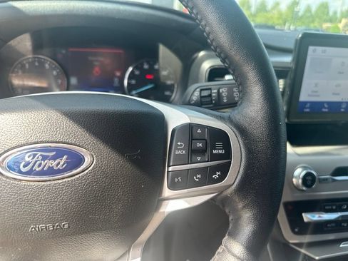 Used 2023 Ford Explorer XLT w/ Equipment Group 202A RWD image 15