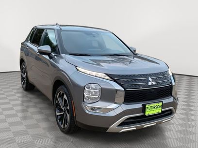 Used 2023 Mitsubishi Outlander ES
