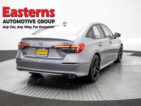 Used 2022 Honda Civic Sport image 5