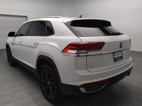 Used 2023 Volkswagen Atlas Cross Sport SE FWD image 5