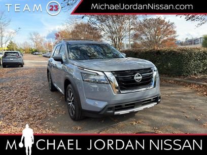 New 2025 Nissan Pathfinder Platinum w/ Cargo Package
