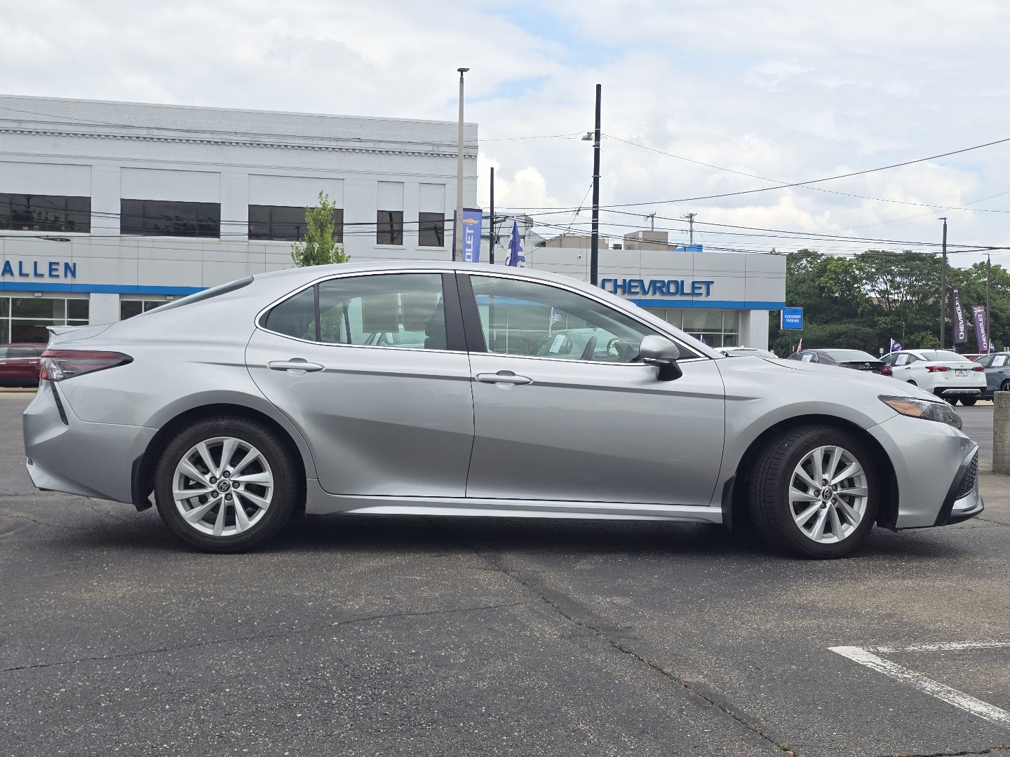 Used 2024 Toyota Camry SE FWD image 24