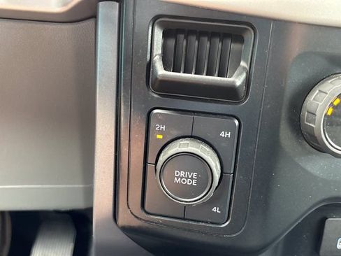 Used 2023 Ford F150 XLT AWD/4WD image 32