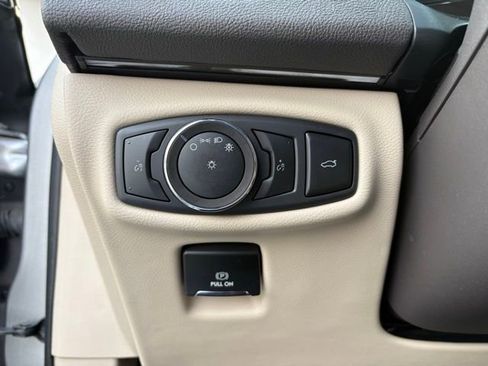 Used 2020 Lincoln MKZ Standard image 28